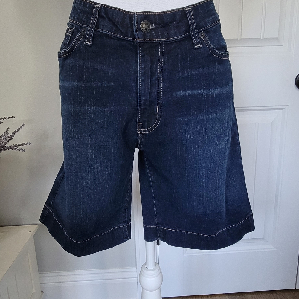 Signature by Levi Strauss Indigo Women's Bermudas - Picture 2 of 8